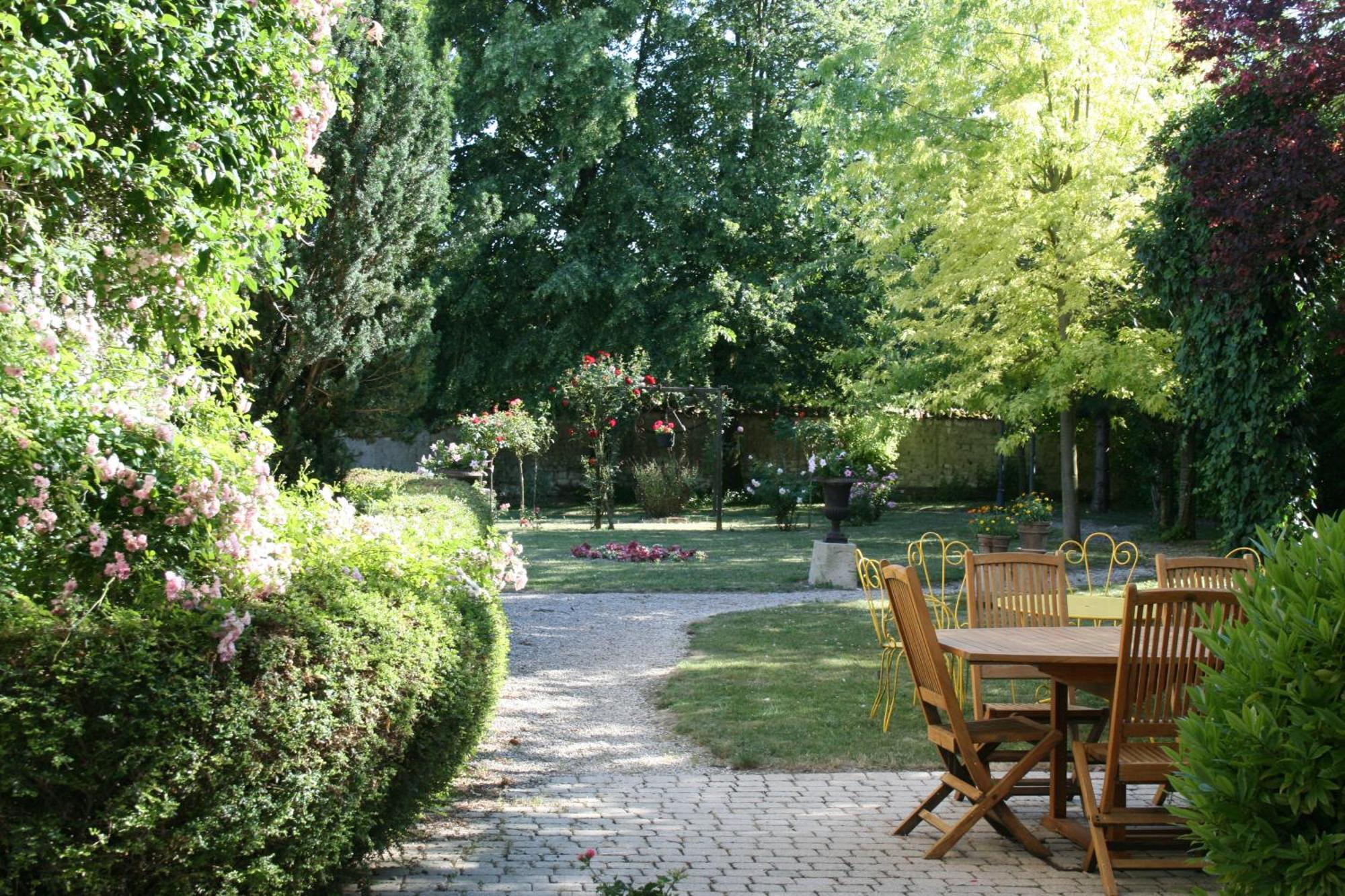 La Closerie Des Sacres Lavannes Exterior photo